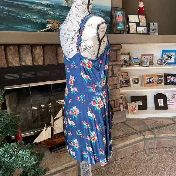 Society + Stitch Summer Dress Sz Large Blue Floral - Picture 2 of 15